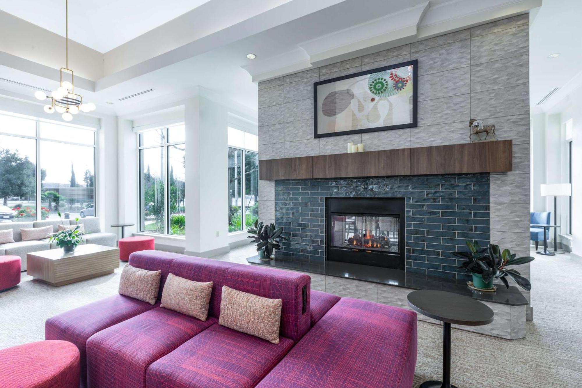 Hilton Garden Inn Gilroy Dış mekan fotoğraf