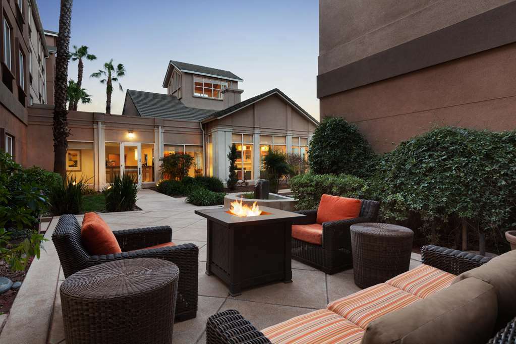 Hilton Garden Inn Gilroy Dış mekan fotoğraf